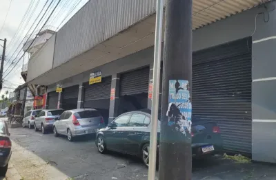 Excelente ponto comercial , 25 metros de frente voltado para av, composto por salão, escritório e banheiro.