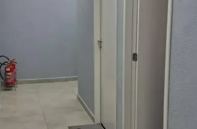 Lida sala comercial em santana próximo do metro pronta para usar .