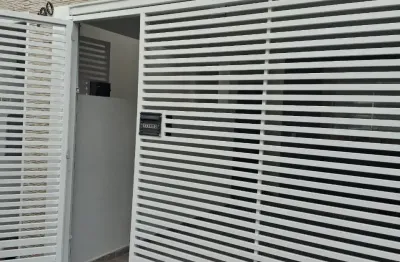 Casa para locação – lauzane paulista    rua francisco py  ótima casa térrea, bem localizada e com fácil acesso a tudo que você precisa!  detalhes do imóvel:   * 2 dormitórios   * sala   * cozinha   * 
