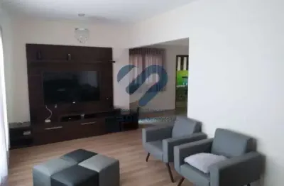 Casa com 3 quartos à venda na Rua Antônio Ontiveros, 135, Santa Mônica, Londrina