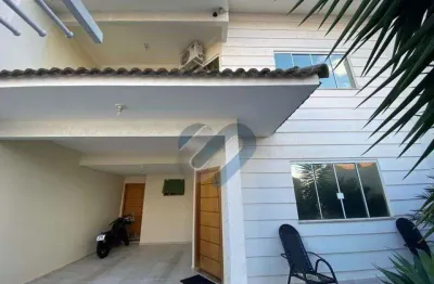 Casa com 3 quartos à venda na Avenida Carlos Correa Borges, S/N, Jardim Itália, Maringá