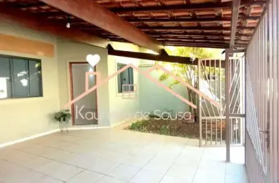 Casa com 2 quartos à venda na Rua Roberto Aragone, Jardim Jatobá, Pouso Alegre