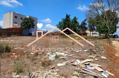 Terreno à venda na Rua Benedita Miranda Froes, Cidade Vergani, Pouso Alegre