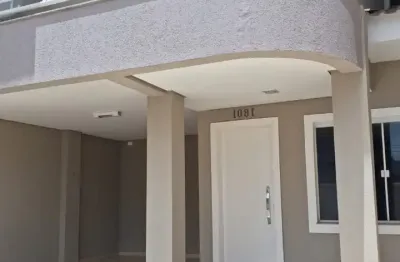 Casa com 3 quartos para alugar na Rua Professor Becker, Alto da XV, Guarapuava