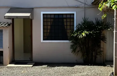 Apartamento disponível para locação no bairro batel.