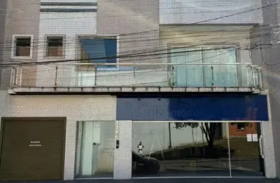 Excelente apartamento com lareira disponível para locação!  localização: centro de guarapuava.