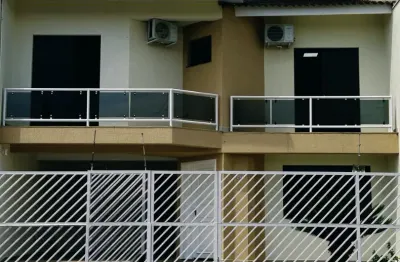 Casa com 4 quartos para alugar no Alto da XV, Guarapuava 