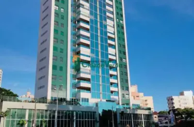 Cobertura com vista maravilhosa para o parque do ingá
