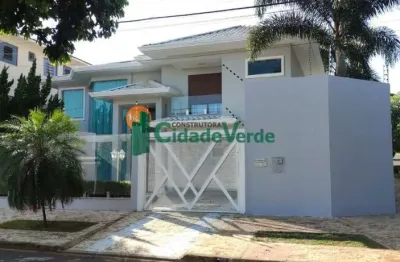 Casa com 3 quartos à venda na Rua Pioneiro Waltheir Maruchi, 91, Jardim Ipanema, Maringá