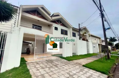 Casa com 3 quartos para alugar na Rua Pioneiro Ângelo Bertoni, 1062, Jardim Higienópolis, Maringá