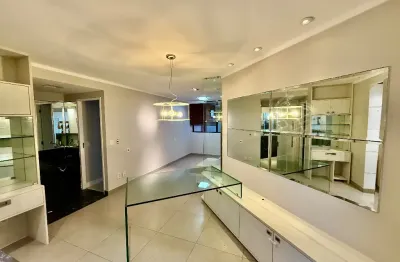 Apartamento pronto para morar, com móveis planejados, em excelente localização em boa viagem!   características do imóvel: 	•	55 m² bem distribuídos 	•	2 quartos com armários planejados 	•	sala aconch