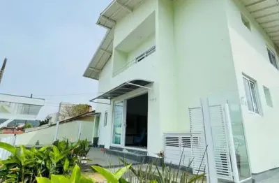 Apartamento com 2 quartos para alugar na rua itapuã, 276, itacorubi, florianópolis por r$ 4.400