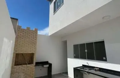 Casa com 3 quartos à venda na Rua Yolanda Cardoso, 12, Lagoa, Macaé