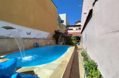 Casa com 3 quartos à venda na Rua Quartzo, 10, Sol e Mar, Macaé