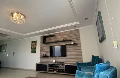 Casa com 3 quartos à venda no Novo Horizonte, Macaé 