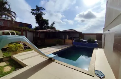 Casa com 4 quartos para alugar no Riviera Fluminense, Macaé 