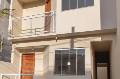 Casa com 3 quartos à venda na Rua Santa Tereza, Jardim Vitória, Macaé