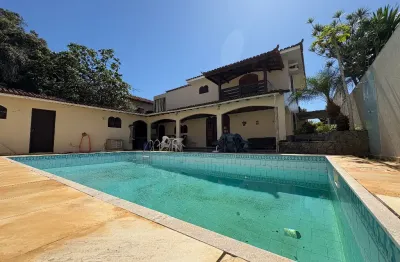 Casa com 4 quartos à venda no Cancela Preta, Macaé 