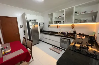 Casa em condomínio fechado com 3 quartos à venda no Granja dos Cavaleiros, Macaé 