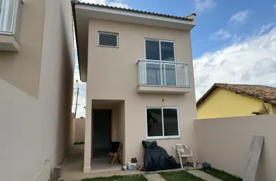 Casa em condomínio fechado com 2 quartos à venda no Cavaleiros, Macaé 