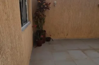 Casa com 2 quartos à venda no Glória, Macaé 