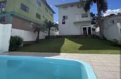 Casa com 3 quartos à venda na Getúlio Vargas, Piratini, Gramado