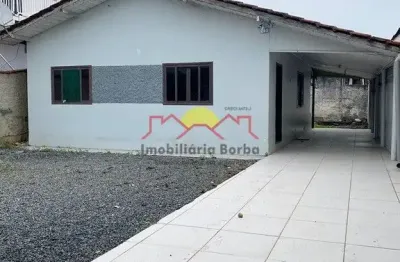 Casa com 3 quartos à venda no Petrópolis, Joinville 