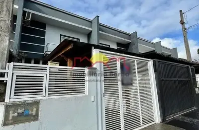 12646 -sobrado geminado com 2 quartos e sacada no bairro boa vista
