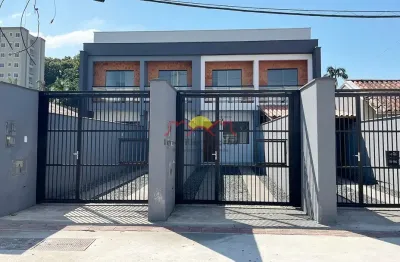 11790 - sobrado geminado com amplo terreno e 02 suítes no bairro  floresta