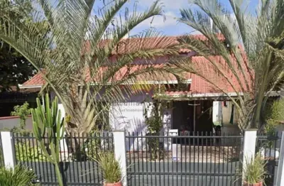 13109 -Casa Averbada Semi mobiliada com piscina no bairro Paranaguamirim