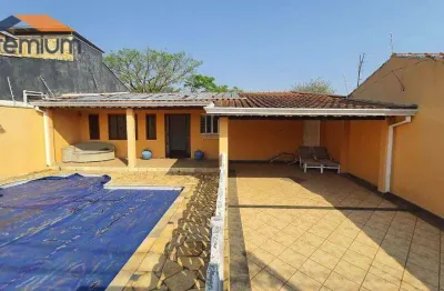 Casa com 3 dormitórios à venda, 177 m² por R$ 800.000,00 - Altos de Bragança - Bragança Paulista/SP