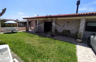 Casa para Venda em Cidreira, costa do sol, 3 dormitórios, 1 suíte, 2 banheiros, 2 vagas