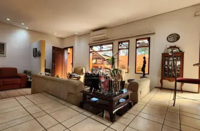 Casa incrível na vila ipojuca! 3 suites, 4 vagas de garagem e varanda gourmet!
