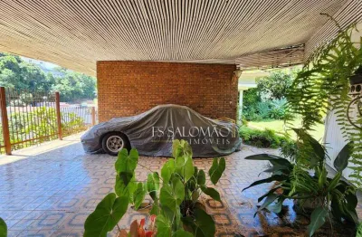 Casa exclusiva com arquitetura sofisticada no alto da  lapa!