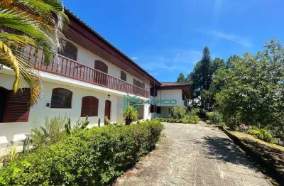 Casa com 5 dormitórios à venda, 733 m² por r$ 3.990.000,00 - iucas - teresópolis/rj