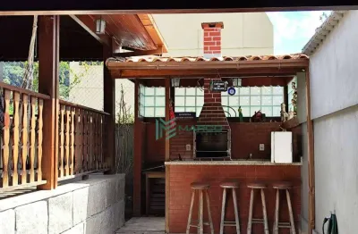Casa com 4 dormitórios à venda, 101 m² por r$ 1.000.000 - várzea - teresópolis/rj