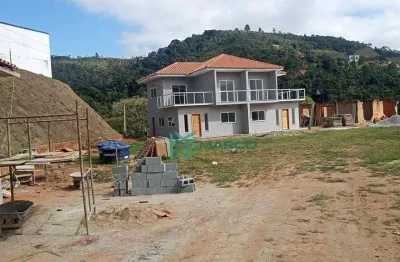 Casa com 3 dormitórios à venda, 100 m² por r$ 650.000 - albuquerque - teresópolis/rj