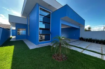 Casa com fino acabamento na praia de barra velha/sc