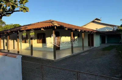 Casa com 3 quartos à venda no Centro, Barra Velha 