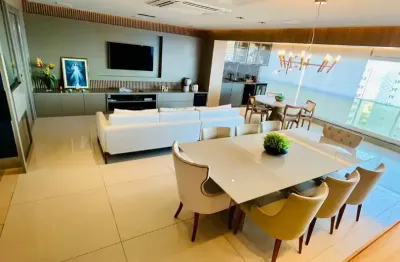 Lindíssimo apartamento que uni o conforto e sofisticação! andar alto, vista mar, no condomínio mais desejado da orla de salvador. com total infra estrutura de lazer e segurança 24h.