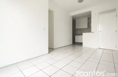 Apartamento com 2 quartos para alugar na Avenida Pompílio Gomes, 127, Passaré, Fortaleza