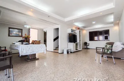 Casa com 3 quartos para alugar na Rua Ministro Abner de Vasconcelos, 91, Sapiranga, Fortaleza