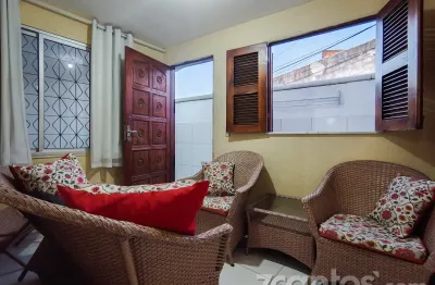 Apartamento com 1 quarto para alugar na Travessa Ciríaco Ribeiro, 63, Engenheiro Luciano Cavalcante, Fortaleza