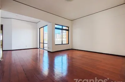 Apartamento com 4 quartos para alugar na Rua Mariinha Holanda, 155, Patriolino Ribeiro, Fortaleza