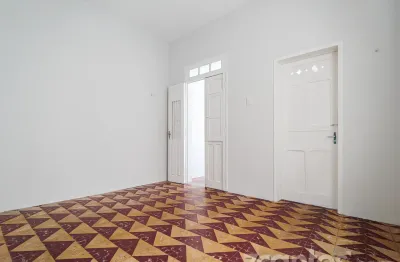 Casa com 2 quartos para alugar na Rua Dom Sebastião Leme, 207, Fátima, Fortaleza