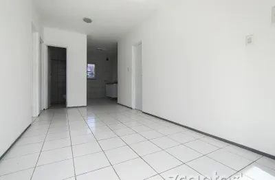 Apartamento com 2 quartos para alugar na Rua Joceno Monteiro, 199, Messejana, Fortaleza