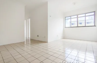 Apartamento com 3 quartos para alugar na Rua Francisco Nogueira, 340, Cajazeiras, Fortaleza