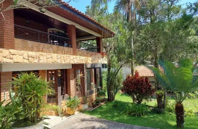 Casa em condomínio fechado com 4 quartos para alugar no Centro, Mairiporã 