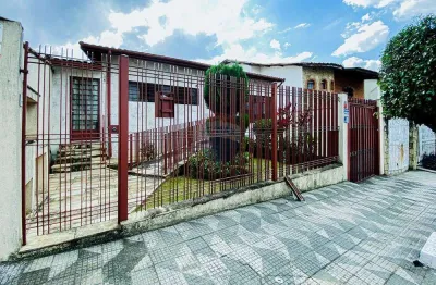 Casa tipo para venda com 5 quartos, sendo 1 suíte, 247m²