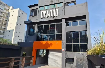 Prédio comercial amplo e bem localizado - casa verde